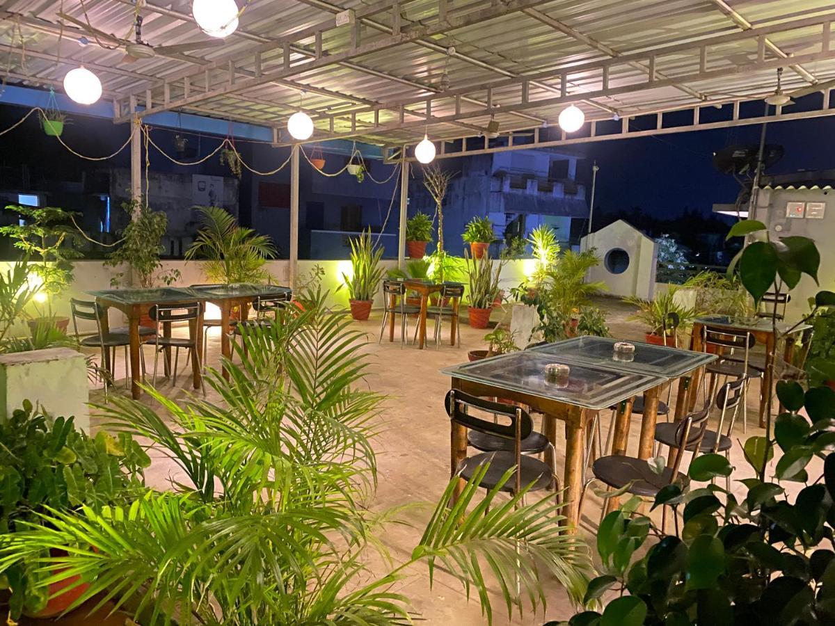 La Paradise Residency Puduccseri Kültér fotó